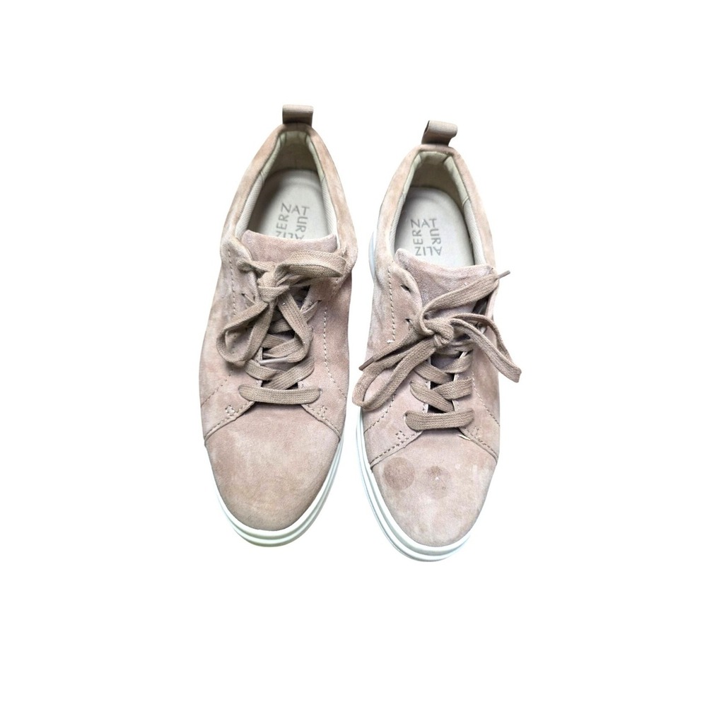 Naturalizer Yarina Women's Taupe Suede Sneakers Metallic Heel Accents Size 9